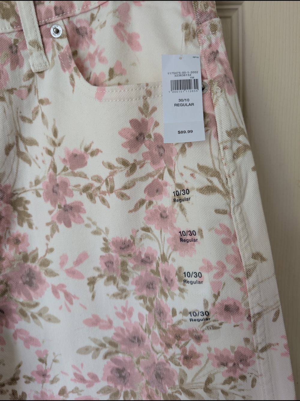 NWT GAP Barrel Jeans with Pink Floral Print 10/30R - Picture 3 of 9